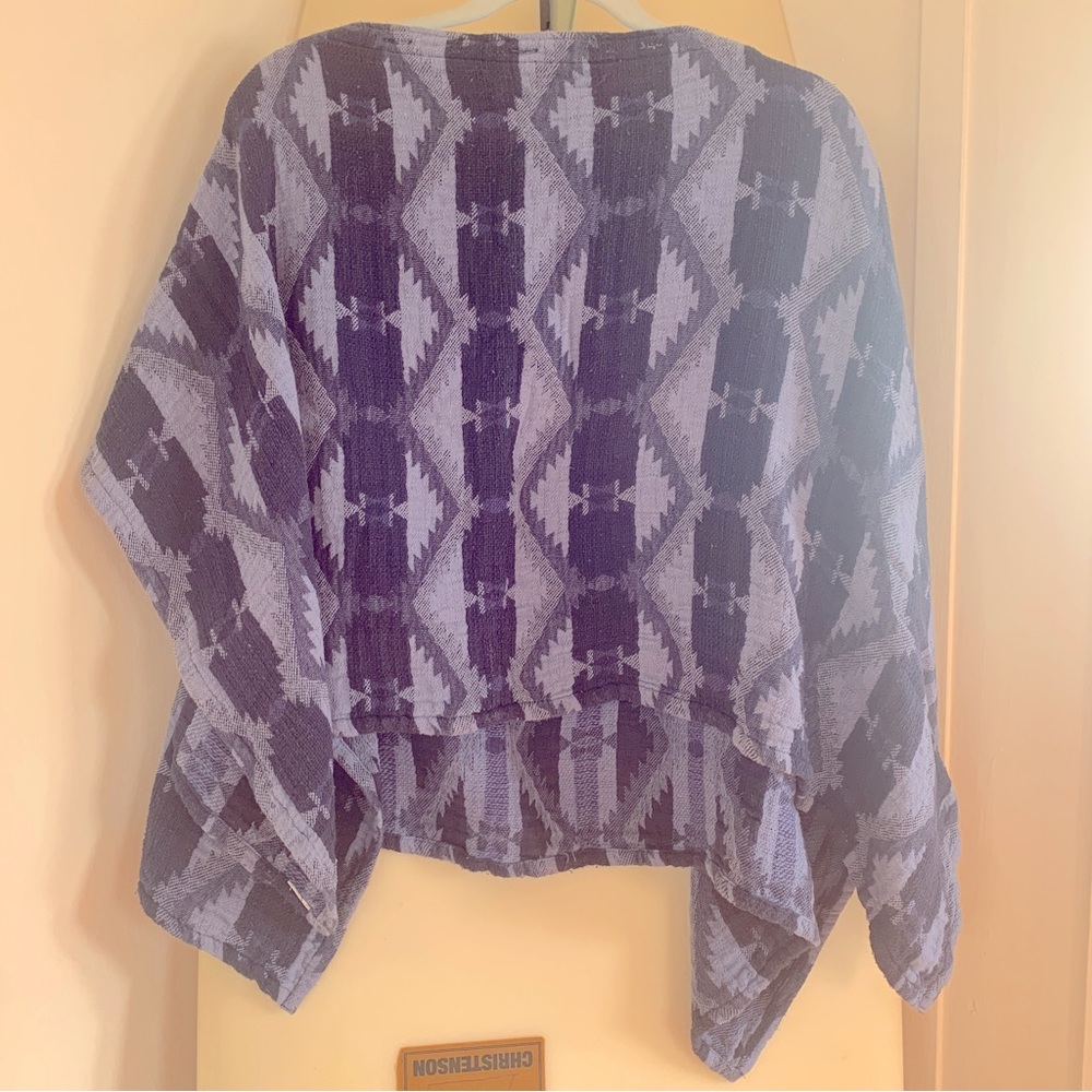 Obey Women’s Poncho in Southwestern Aztec print - Size XS/S